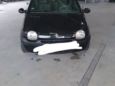 Second-hand Renault Twingo 58 CP (42 kW) 1999 Negru Hatchback
