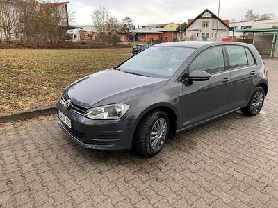 Gebraucht VW Golf VII Trendline 86 PS (63 kW) 2016 Grau Limousine