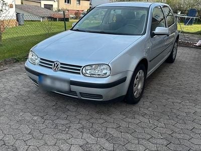 Gebraucht VW Golf IV 75 PS (55 kW) 2002 Grau Kleinwagen