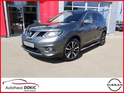 Grau Gebraucht 2016 Nissan X-Trail Tekna SUV | 13.970 € (Etwas zu teuer)
