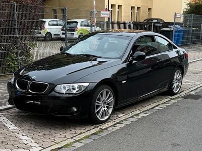 Gebraucht BMW 320 M Sport 184 PS (135 kW) 2010 Schwarz Coupé