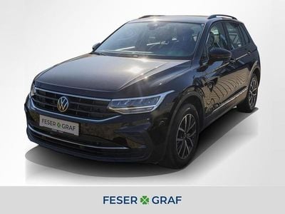 Gebraucht VW Tiguan Life 150 PS (110 kW) 2022 Deep black perleffekt SUV