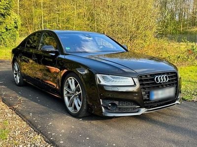 Second-hand Audi S8 plus Sport 605 CP (444 kW) 2016 Negru Berlinǎ