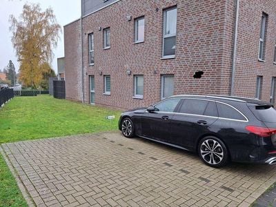 Gebraucht Mercedes C220 AMG line 200 PS (147 kW) 2022 Schwarz Kombi