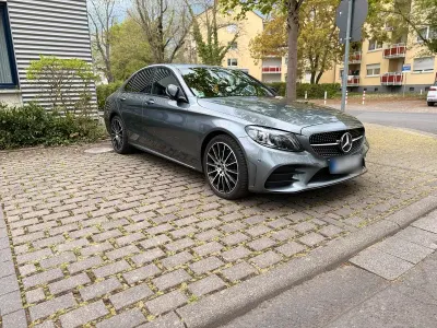 Second-hand Mercedes C220 AMG 194 CP (142 kW) 2019 Gri Berlinǎ