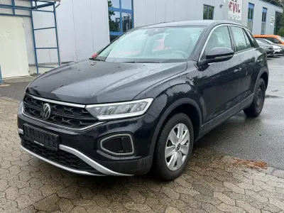 Usata VW T-Roc Basis 110 CV (80 kW) 2022 Nero SUV
