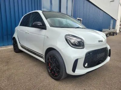Gebraucht Smart ForFour Electric Drive 60 kW (82 PS) 2021 Weiß Limousine
