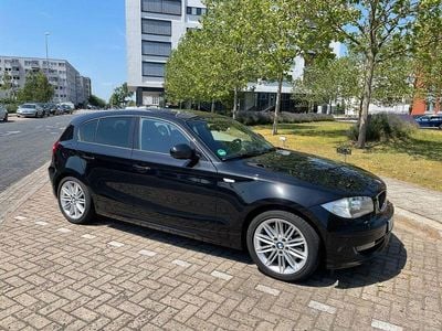 Usata BMW 123 Sport Line 204 CV (150 kW) 2011 Nero Utilitaria