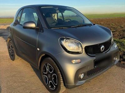 Grau Gebraucht 2019 Smart ForTwo Coupé Prime Coupé | 14.000 € (Guter Preis)
