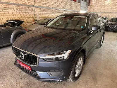 Gebraucht Volvo XC60 197 PS (144 kW) 2021 Blau SUV