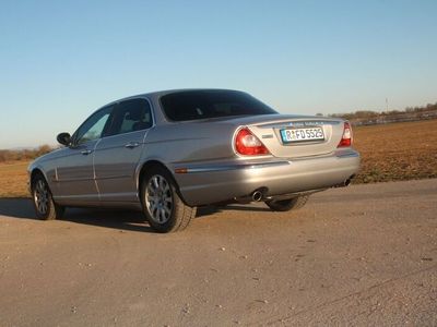 Jaguar XJ6