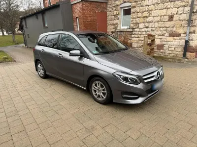 Gebraucht Mercedes B220 184 PS (135 kW) 2017 Grau Kleinwagen
