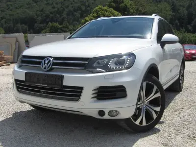 Gebraucht VW Touareg 245 PS (180 kW) 2013 Weiß SUV