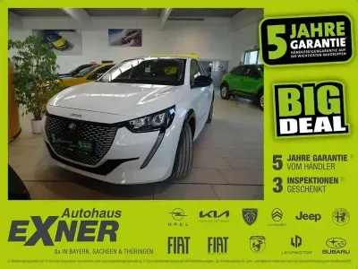 Brugt Peugeot e-208 Allure 100 kW (136 HK) 2023 Hvid Hatchback