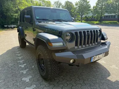 Gebraucht Jeep Wrangler Unlimited Rubicon 381 PS (280 kW) 2023 Grau SUV