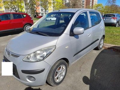 Gebraucht Hyundai i10 68 PS (50 kW) 2009 Silber Kleinwagen