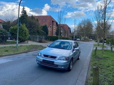 Gebraucht Opel Astra 110 PS (80 kW) 2006 Grau Kleinwagen
