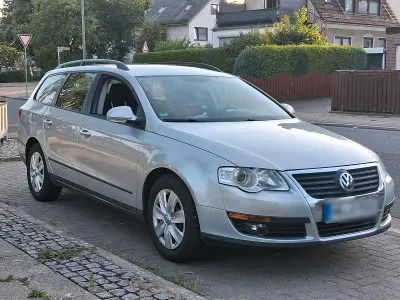Gebraucht VW Passat 110 PS (80 kW) 2009 Silber Kombi