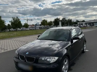Gebraucht BMW 130 Performance 265 PS (194 kW) 2006 Schwarz Kleinwagen