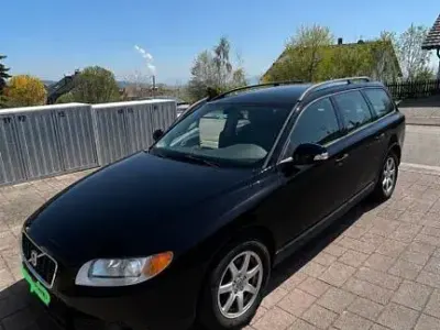Gebraucht Volvo V70 Kinetic 136 PS (100 kW) 2009 Schwarz Kombi