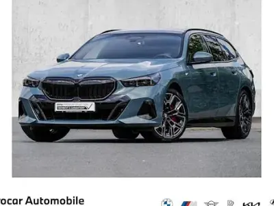 Gebraucht BMW 530 Comfort Edition 286 PS (210 kW) 2025 Grün Kombi