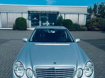 Mercedes E240