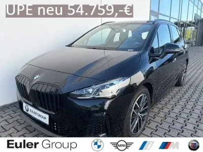 Gebraucht BMW 220 Active Tourer M Sport 163 PS (119 kW) 2025 Schwarz Van / Kleinbus
