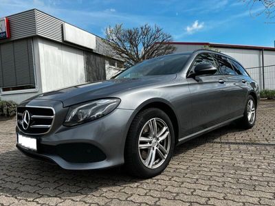 gebraucht Mercedes E220 E-Klasse d T 9G-TRONIC Night-Paket Keyless GO