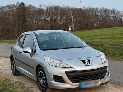 Gebraucht Peugeot 207 73 PS (53 kW) 2010 Grau Limousine