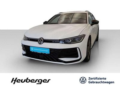 Second-hand VW Passat R-line 150 CP (110 kW) 2024 Alb Break