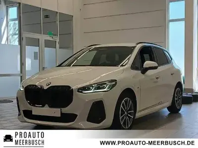 Używany BMW 218 Active Tourer M Sport 136 KM (100 kW) 2025 Biały Minivan