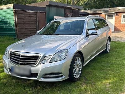 Gebraucht Mercedes E350 Avantgarde 265 PS (194 kW) 2011 Silber Kombi