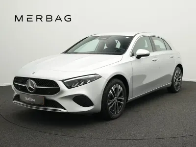Używany Mercedes A250 163 KM (119 kW) 2024 Srebrny Sedan/Limuzyna