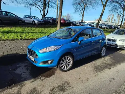 Używany Ford Fiesta Titanium 125 KM (91 kW) 2016 Niebieski Hatchback