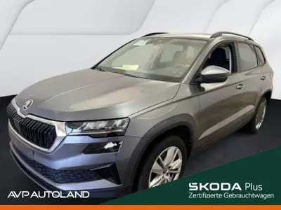 Gebraucht Skoda Karoq Selection 150 PS (110 kW) 2025 Graphitegrau metallic SUV