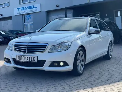 Gebraucht Mercedes C200 136 PS (100 kW) 2012 Weiß Limousine