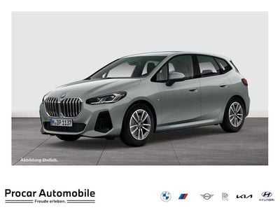 Gebraucht BMW 220 M Sport 163 PS (119 kW) 2025 Grau Van / Kleinbus
