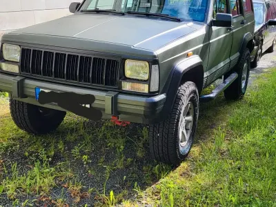 Occasion Jeep Cherokee 180 ch (132 kW) 1992 Vert SUV