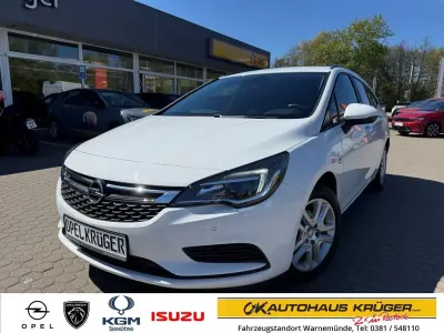 Usata Opel Astra Edition 150 CV (110 kW) 2017 Bianco Station wagon