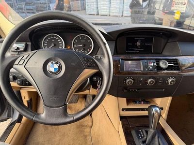 Usata BMW 545 Sport Line 333 CV (244 kW) 2004 Grigio Berlina