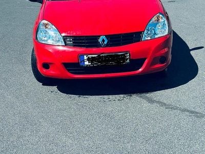 Second-hand Renault Clio II Campus 75 CP (55 kW) 2011 Roșu Hatchback