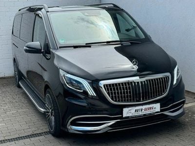 Schwarz Gebraucht 2017 Mercedes V220 Edition Van / Kleinbus | 32.999 € (Guter Preis)