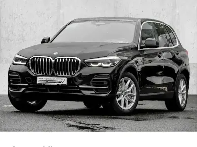 Gebraucht BMW X5 Sport Line 394 PS (289 kW) 2023 Schwarz SUV