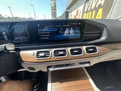 Mercedes GLS400