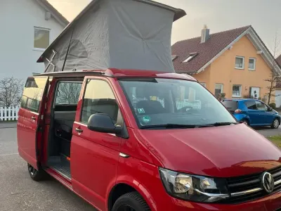 Gebraucht VW California California 150 PS (110 kW) 2018 Rot Van