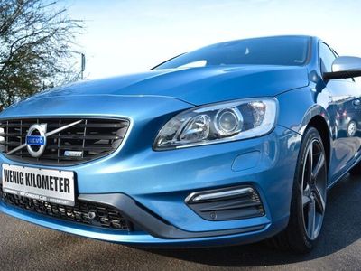 Gebraucht Volvo V60 R-Design 163 PS (119 kW) 2013 Blau Kombi
