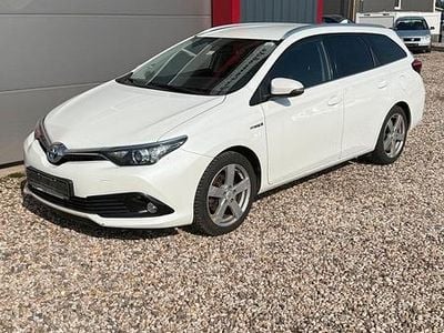 Gebraucht Toyota Auris Touring Sports Edition 136 PS (100 kW) 2015 Weiß Kombi