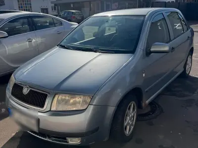 Brugt Skoda Fabia 68 HK (50 kW) 2002 Grå Sedan