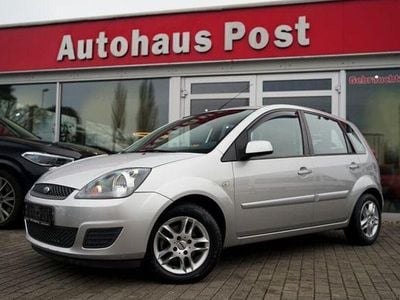 Gebraucht Ford Fiesta Style 80 PS (58 kW) 2007 Silber Kleinwagen