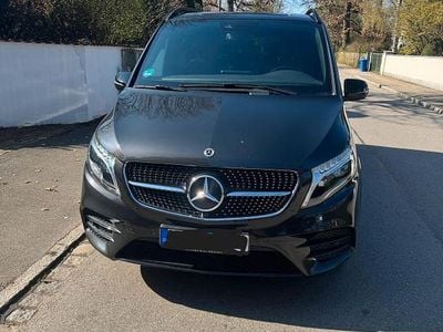 Gebraucht Mercedes V300 Avantgarde Edition 237 PS (174 kW) 2023 Schwarz Van / Kleinbus